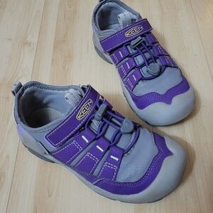 Keen girls shoes